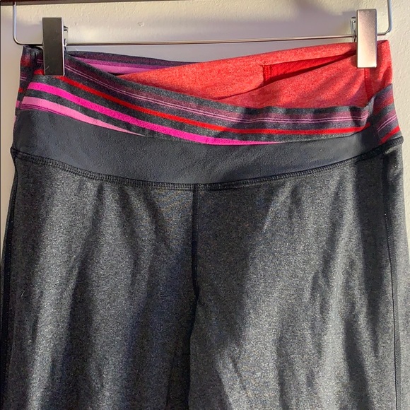 Grey Lululemon Pants Sz 6 - Picture 1 of 10